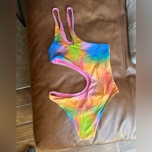 Frankies Bikinis Makie Cheeky One Piece Swimsuit - Serotonin / Size L